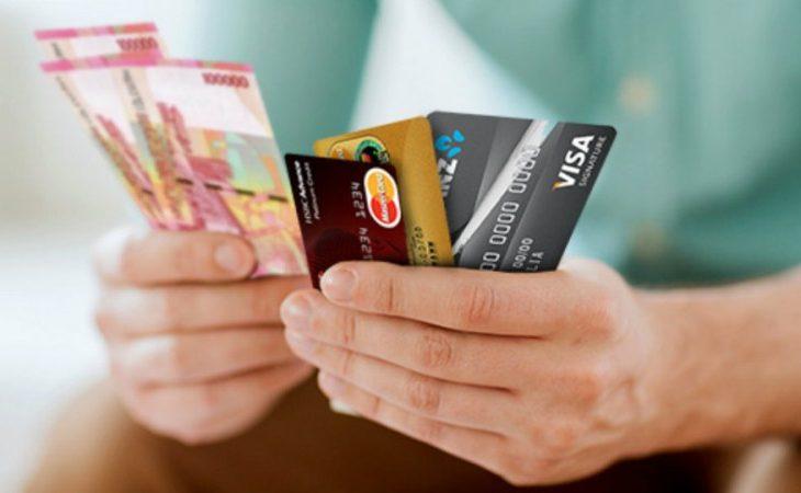 Tips Terbaik Untuk Menyimpan Uang di Kartu Kredit