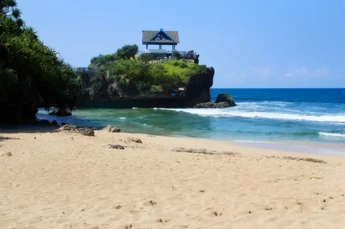 Pantai Kukup, Objek Wisata Pantai Nan Eksotis di Jogja